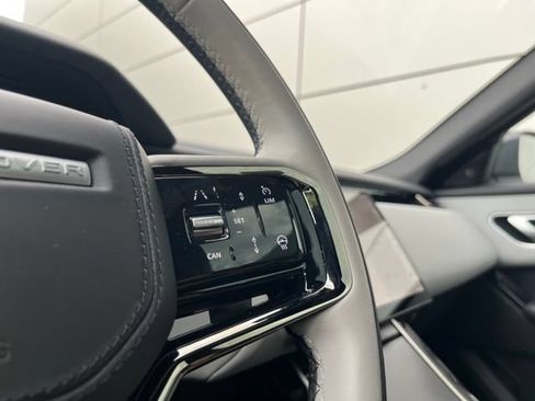 Used 2026 Land Rover Range Rover Velar Dynamic SE AWD/4WD image 41