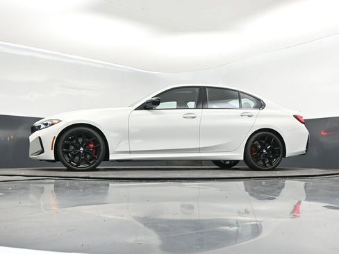 New 2026 BMW 330i Sedan w/ M Sport Package image 39