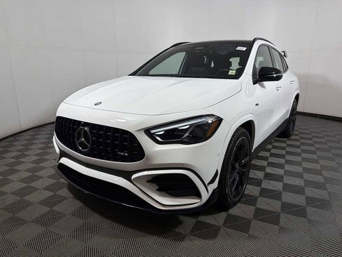 Used 2025 Mercedes-Benz GLA 35 AMG 4MATIC image 3