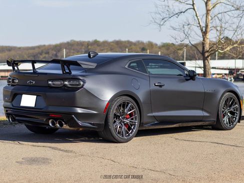 Used 2024 Chevrolet Camaro ZL1 RWD image 8