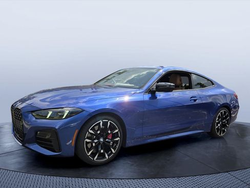 Used 2026 BMW 430i Coupe w/ M Sport Package RWD image 2