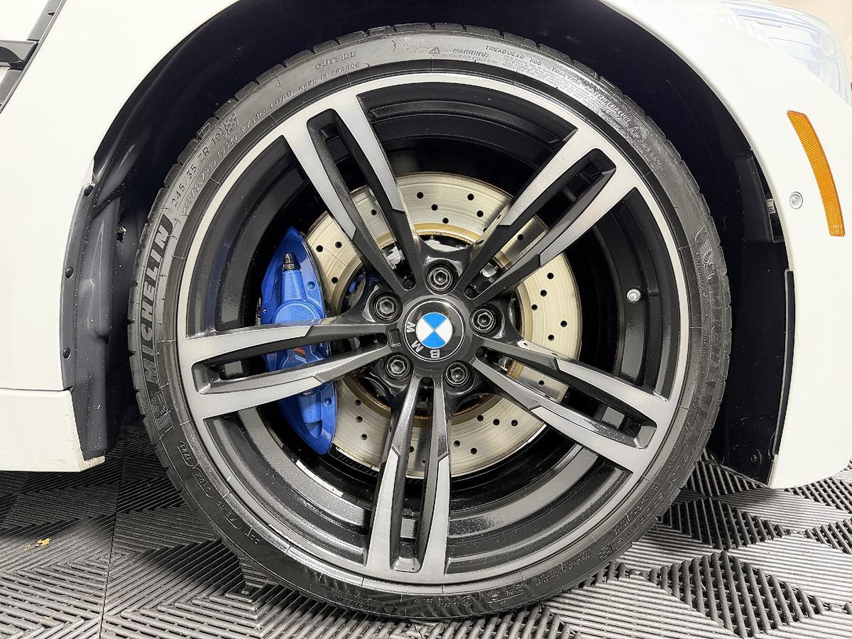Used 2015 BMW M3 w/ Executive Package RWD image 37