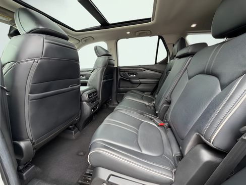 Used 2024 Honda Pilot Elite image 18