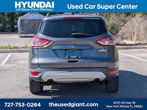 Used 2015 Ford Escape SE w/ Equipment Group 201A FWD image 4