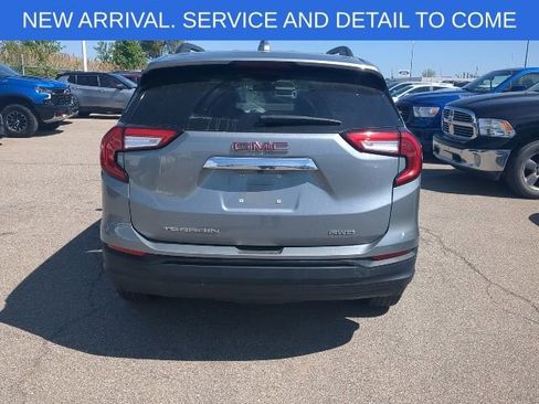 Used 2023 GMC Terrain SLE w/ Driver Convenience Package AWD/4WD image 5