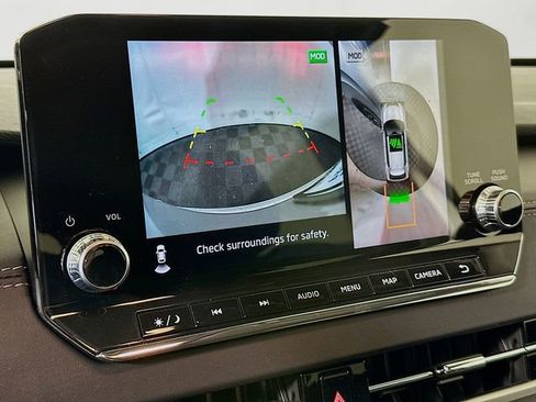 Used 2024 Mitsubishi Outlander SE image 17