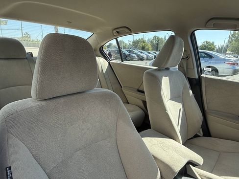 Used 2013 Honda Accord LX image 18