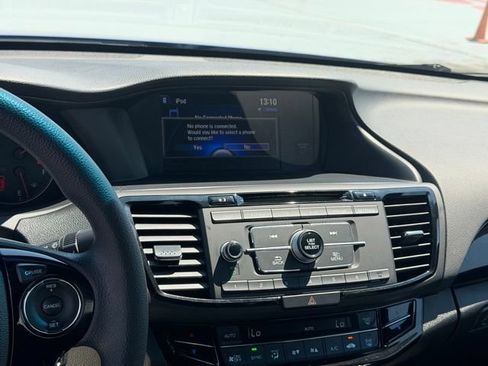 Used 2017 Honda Accord LX-S image 15