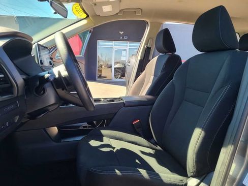 Used 2023 Nissan Rogue S AWD/4WD image 15