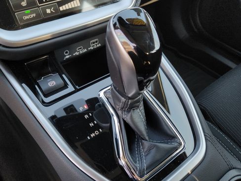 Certified 2025 Subaru Legacy Premium image 22