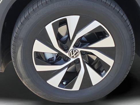Certified 2026 Volkswagen Tiguan S FWD image 11
