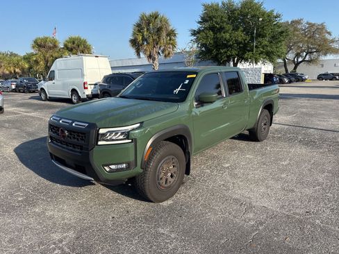 Certified 2025 Nissan Frontier PRO-4X w/ Pro Convenience Package image 5