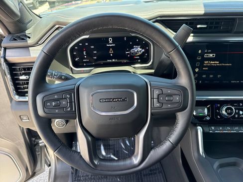 Used 2026 GMC Sierra 2500 Denali Ultimate AWD/4WD image 16