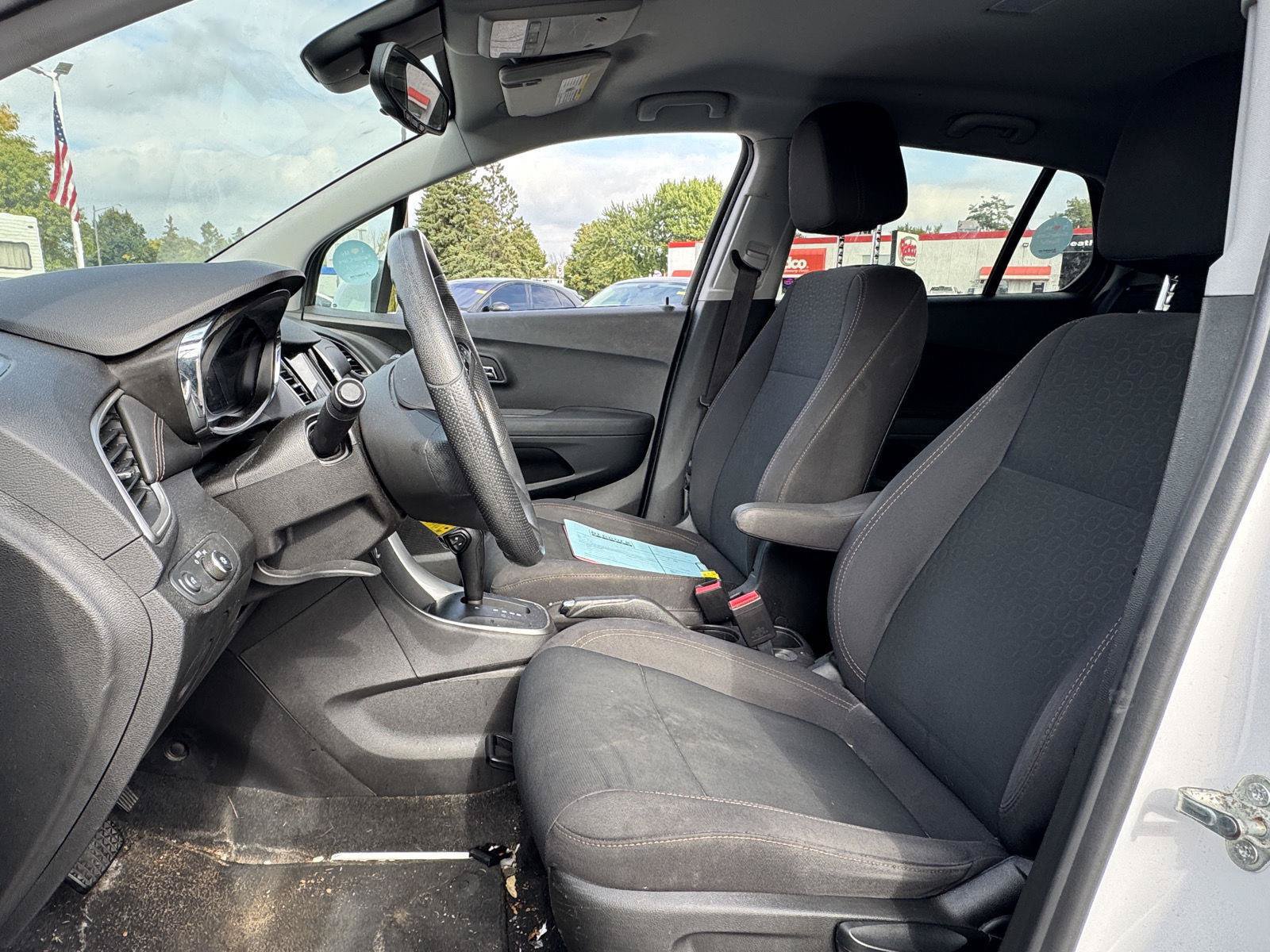 Used 2019 Chevrolet Trax LS w/ Tint and Cruise Package FWD image 4