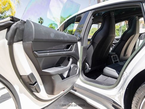 Used 2023 Porsche Taycan RWD image 16