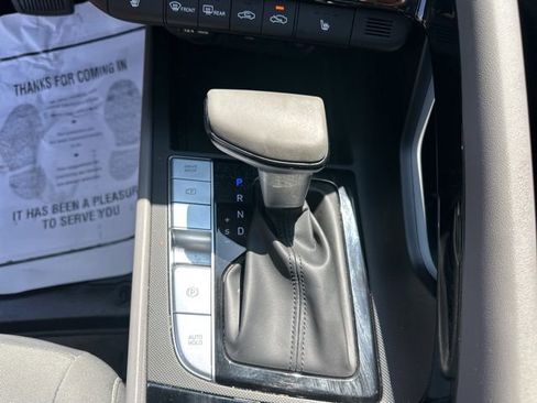 Used 2023 Hyundai Elantra SEL w/ Convenience Package FWD image 20
