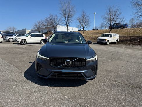 Certified 2023 Volvo XC60 B5 Plus w/ Protection Package Premier image 3