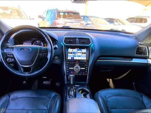 Used 2018 Ford Explorer Limited w/ Equipment Group 301A image 15