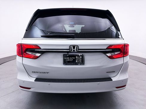 Used 2023 Honda Odyssey Touring image 17