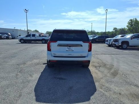 Used 2023 GMC Yukon AT4 w/ AT4 Premium Plus Package AWD/4WD image 30