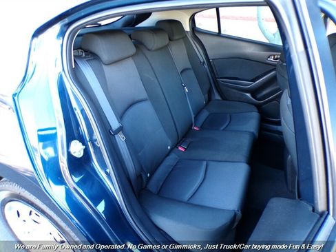 Used 2014 MAZDA MAZDA3 i Sport image 22