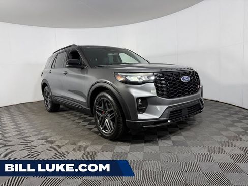 Used 2025 Ford Explorer ST w/ Sun And Sound Package AWD/4WD image 1