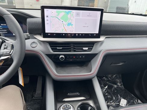 New 2025 Ford Explorer ST-Line image 19