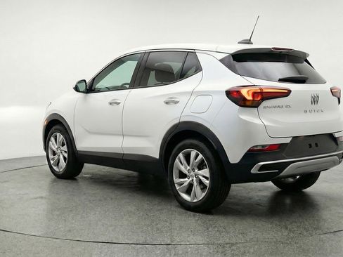 Used 2025 Buick Encore GX Preferred AWD/4WD image 6