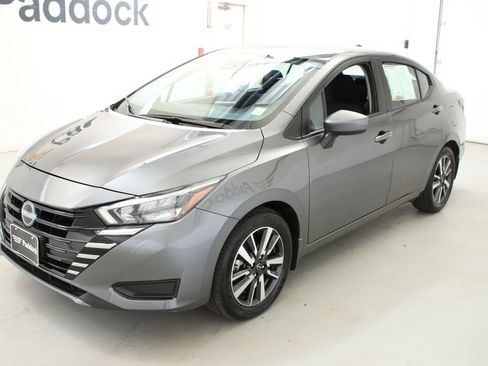 Used 2025 Nissan Versa SV w/ Trunk Package FWD image 4