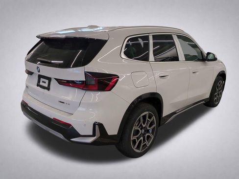 New 2026 BMW X1 xDrive28i w/ Technology Package AWD/4WD image 4
