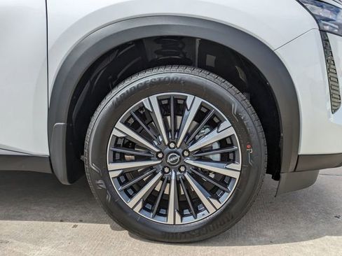 New 2026 Nissan Pathfinder Platinum w/ Cargo Package image 12