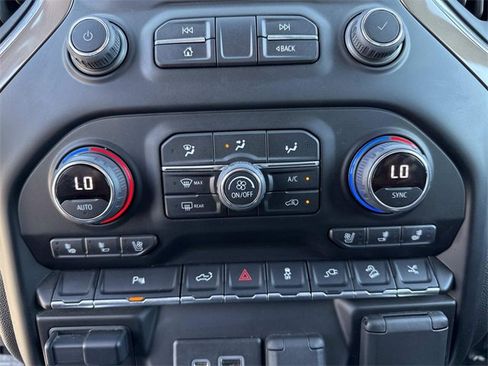 Used 2021 Chevrolet Silverado 1500 High Country w/ Z71 Off-Road Package image 22