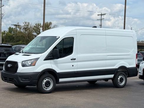 New 2026 Ford Transit 250 148 Medium Roof w/ Load Area Protection Package RWD image 29