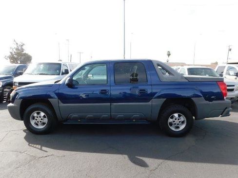 Used 2002 Chevrolet Avalanche 2WD image 4