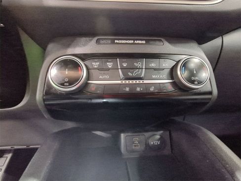 Used 2022 Ford Escape SE w/ Convenience Package image 19