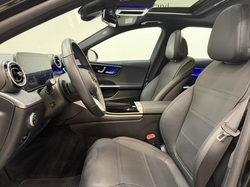 Certified 2025 Mercedes-Benz C 300 Sedan image 6