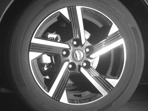 Used 2025 Nissan Sentra SV FWD image 12