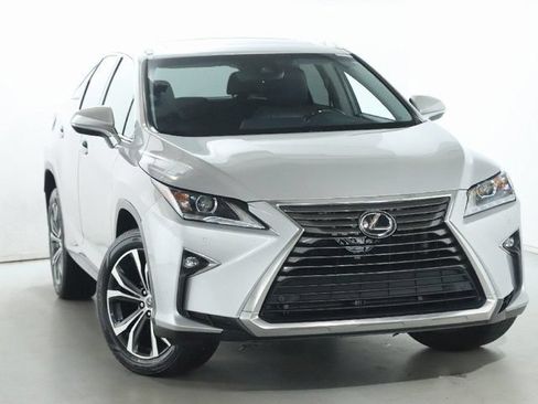 Used 2018 Lexus RX 350 FWD w/ Premium Package image 2