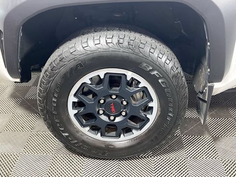 Used 2024 Toyota Tacoma TRD Off-Road AWD/4WD image 27