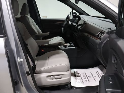 Used 2023 Honda Passport EX-L image 21