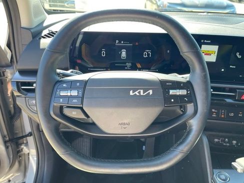 Used 2026 Kia Sportage EX FWD image 14