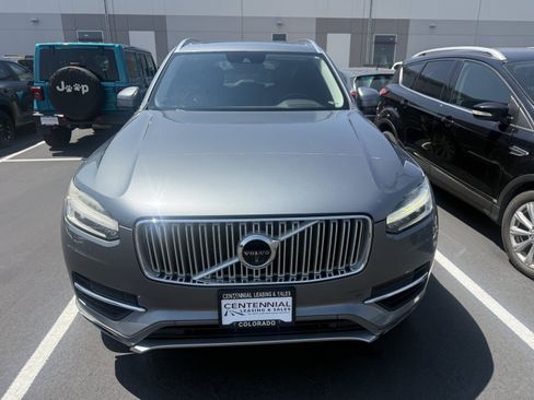 Used 2017 Volvo XC90 T6 Inscription w/ Vision Package AWD/4WD image 3