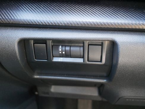 Used 2025 Subaru Crosstrek 2.0i Premium AWD/4WD image 26