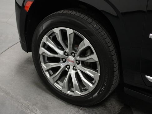 Used 2022 GMC Yukon Denali AWD/4WD image 10