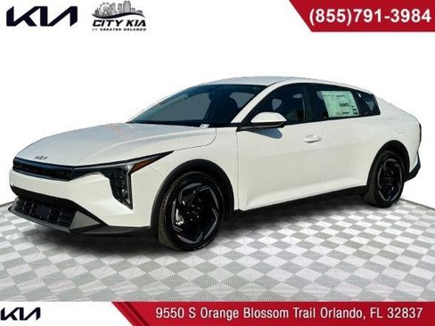 New 2025 Kia K4 EX image 1