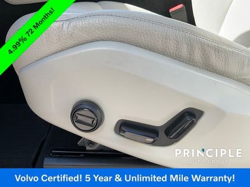 Certified 2024 Volvo XC90 B5 Plus w/ Protection Package Premier image 16