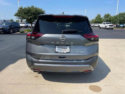 Used 2023 Nissan Rogue SL w/ SL Premium Package AWD/4WD image 6