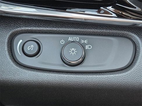 New 2026 Buick Envista Sport Touring w/ Convenience I Package image 21