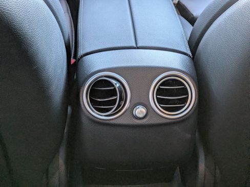 Used 2020 Mercedes-Benz GLC 43 AMG 4MATIC image 28