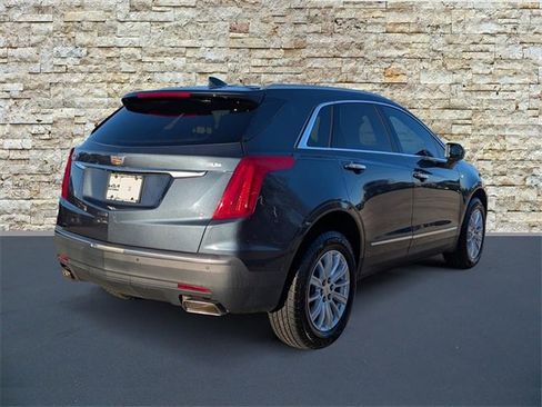 Used 2019 Cadillac XT5 FWD image 7